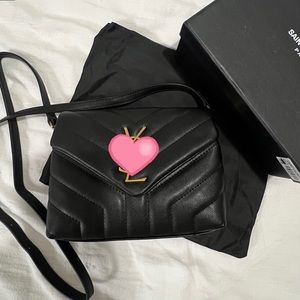 Women’s black crossbody handbag